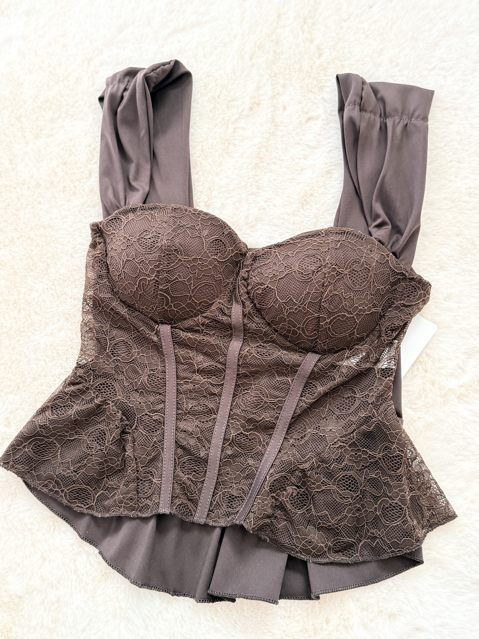 top encaje peplum top encaje peplum