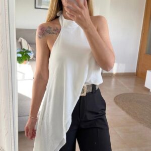 blusa asimétrica de gasa blanca