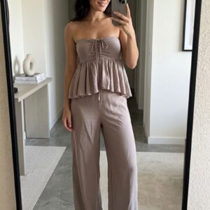 mono largo taupe con volantes