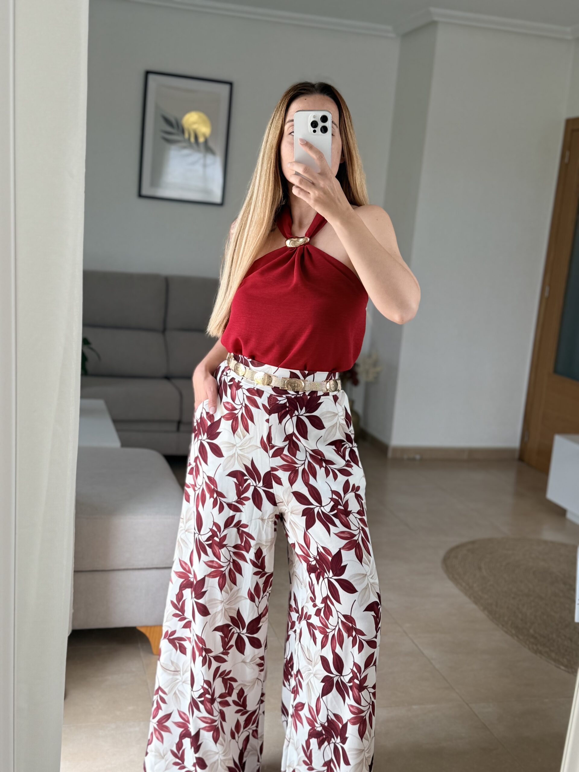 pantalón palazzo hojas burdeos – fluidez y estilo pantalón palazzo hojas burdeos – fluidez y estilo
