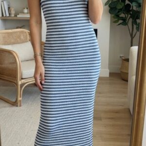 vestido midi de punto texturizado a rayas