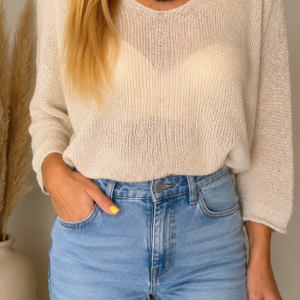 suéter calado beige escote en v