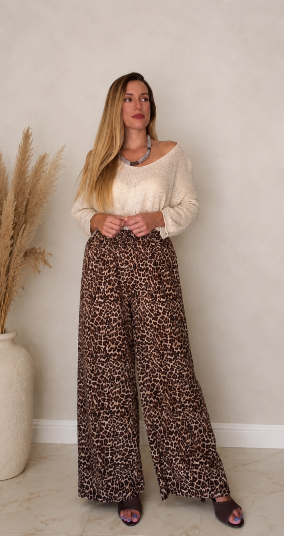 pantalón largo fluido estampado animal print pantalón largo fluido estampado animal print