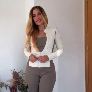 conjunto deportivo daniela taupe